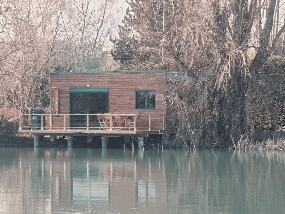 Chalet Les Pieds Dans L'Eau La Campagne A La Ville Saint-Doulchard Eksteriør bilde